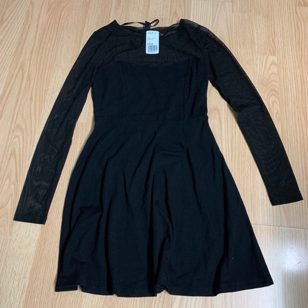 Forever 21 black skater dress. New with tag